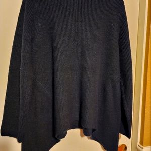 Linea sharkbite zip-up sweater